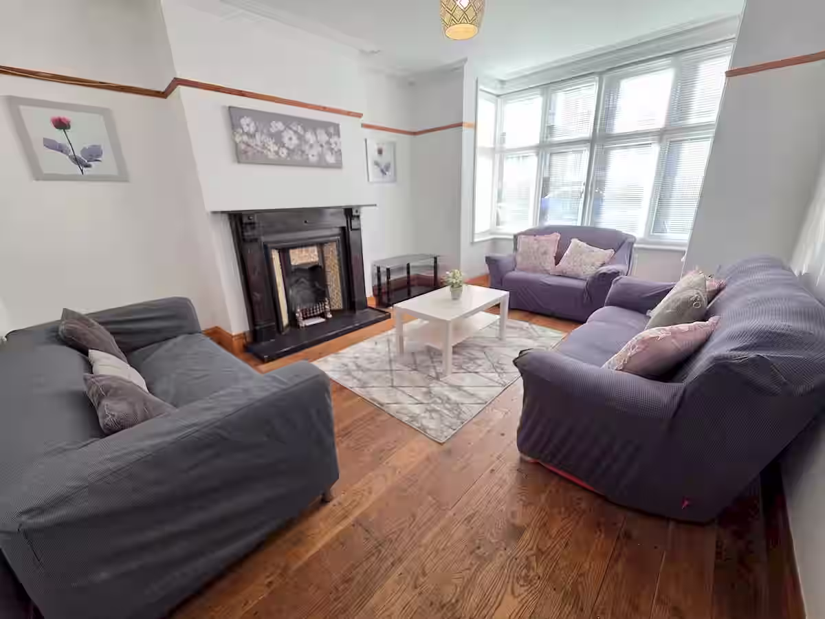 6-Bed Student House, 3 Hillside Avenue