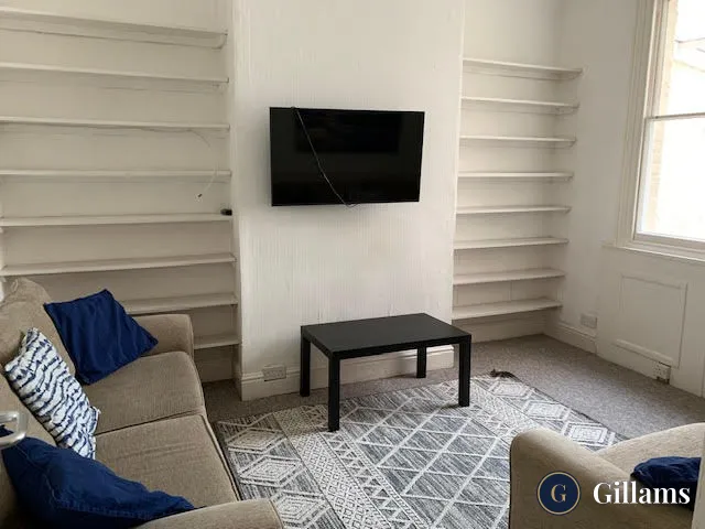 6-bedroom student house at 26 Raleigh Road Exeter
