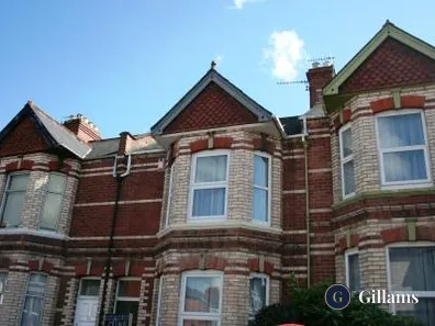 4 bed house - 69 Monks Road Exeter