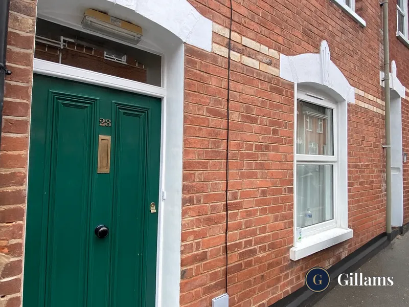 8 bed house - 28 Springfield Road Exeter