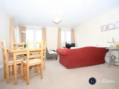 2 bed flat - 40 Augustus House New North Road Exeter