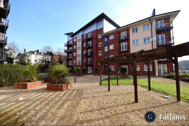 1-bedroom student house at 2, Augustus House, New North Road, Exeter, Devon