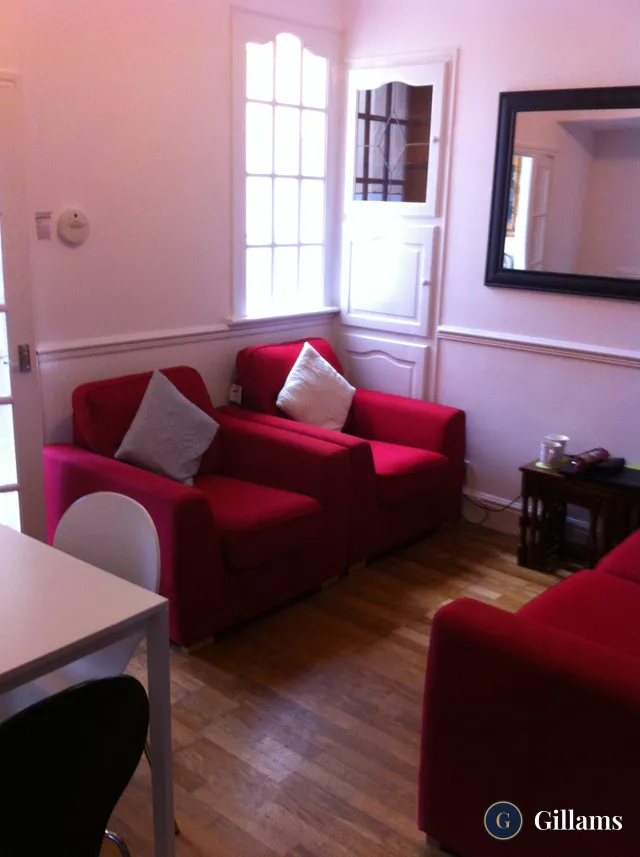 4-bedroom student house at 19 King Edward Street Exeter