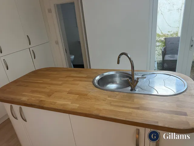 4-bedroom student house at 18 Hoopern Street Exeter